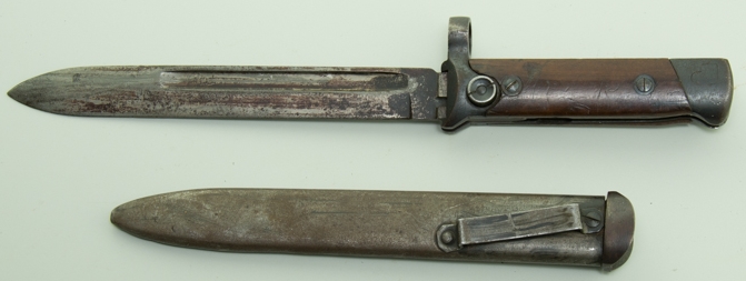 Pliante modle 1938, 2me type  bouton-poussoir